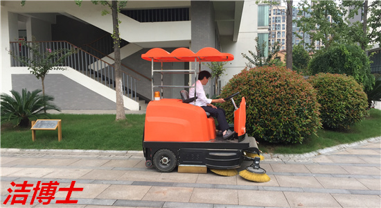 潔博士電動掃地車用戶現場